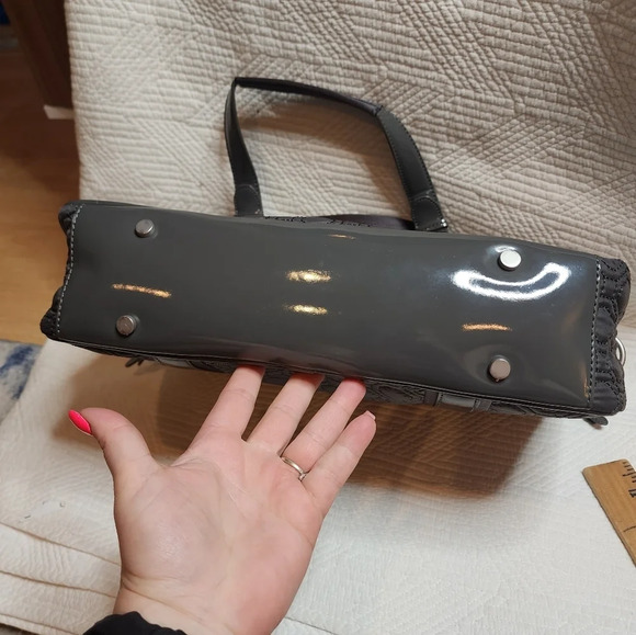 Bundle! Vera Bradley Grey Quilted bag with crossbody strap and Wallet. New! - Picture 11 of 16